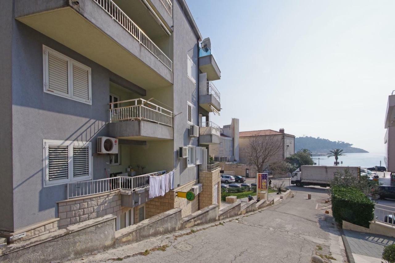 Apartment GG Makarska Bagian luar foto